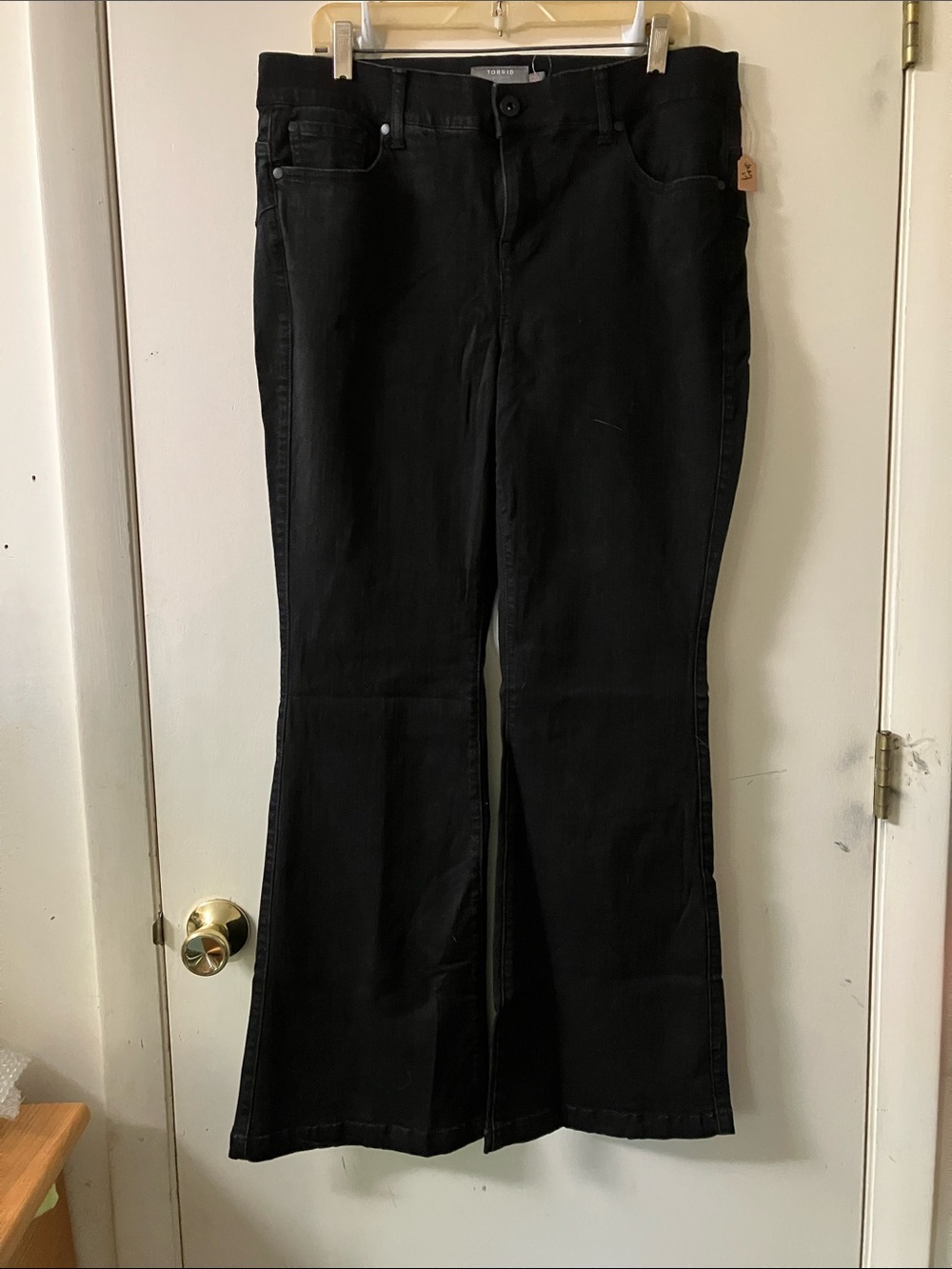 Torrid Size 16R Black Bombshell Flare Premium Stretch Jeans
